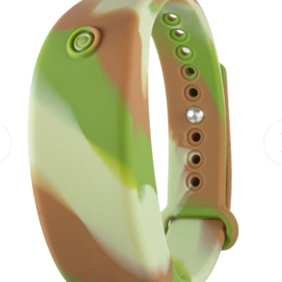 Silicone Wristband Dispenser - Picture 16 of 16